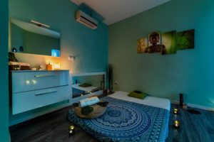 - Sadhana Massage Center encyclia-ducha-privada-erotic-massage-center-valencia-2